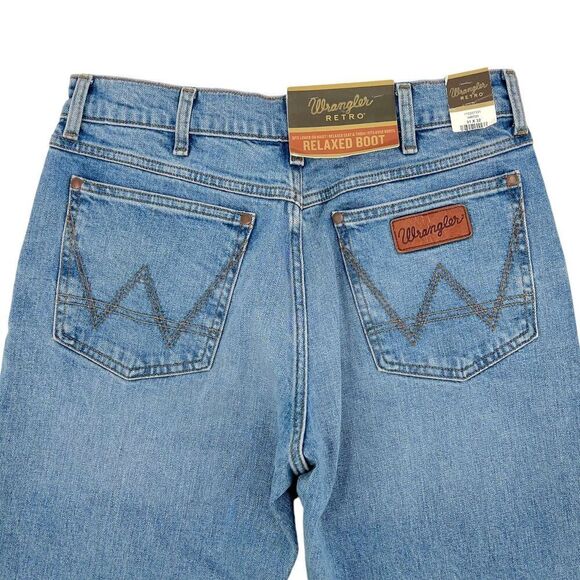 NEW Wrangler Men's Retro Relaxed Fit Bootcut Jeans Light Wash 31x32 - Picture 6 of 14